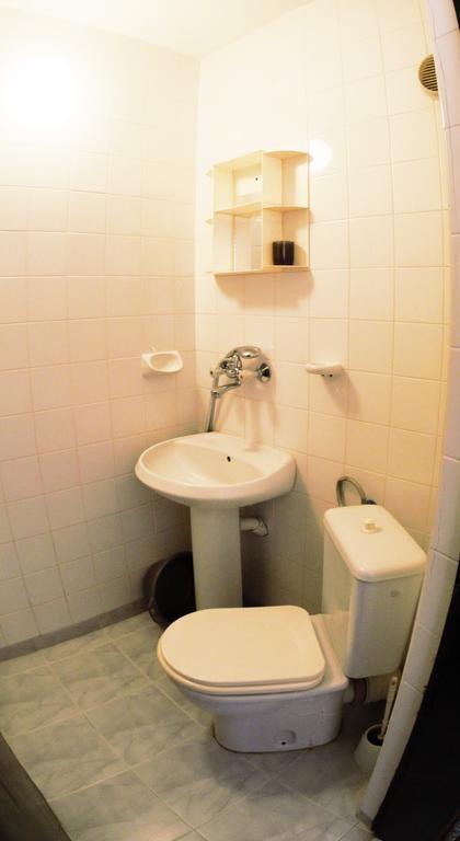 Hotel Atanasovi House à Shkorpilovtsi Extérieur photo