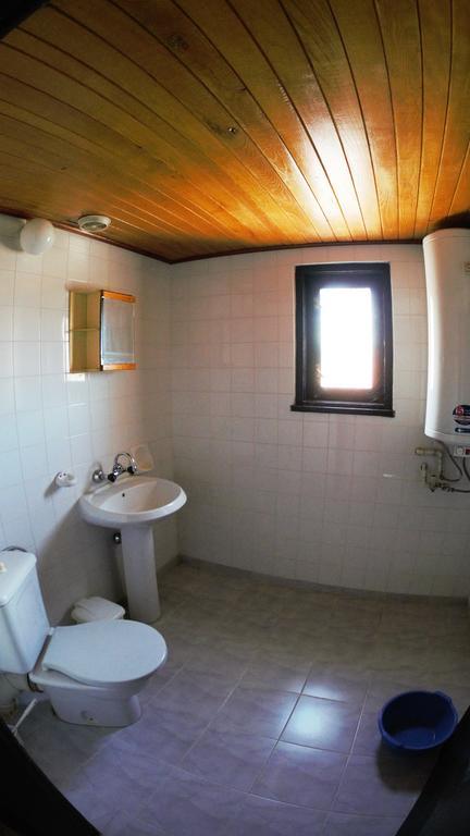 Hotel Atanasovi House à Shkorpilovtsi Extérieur photo
